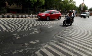 India road melting 2